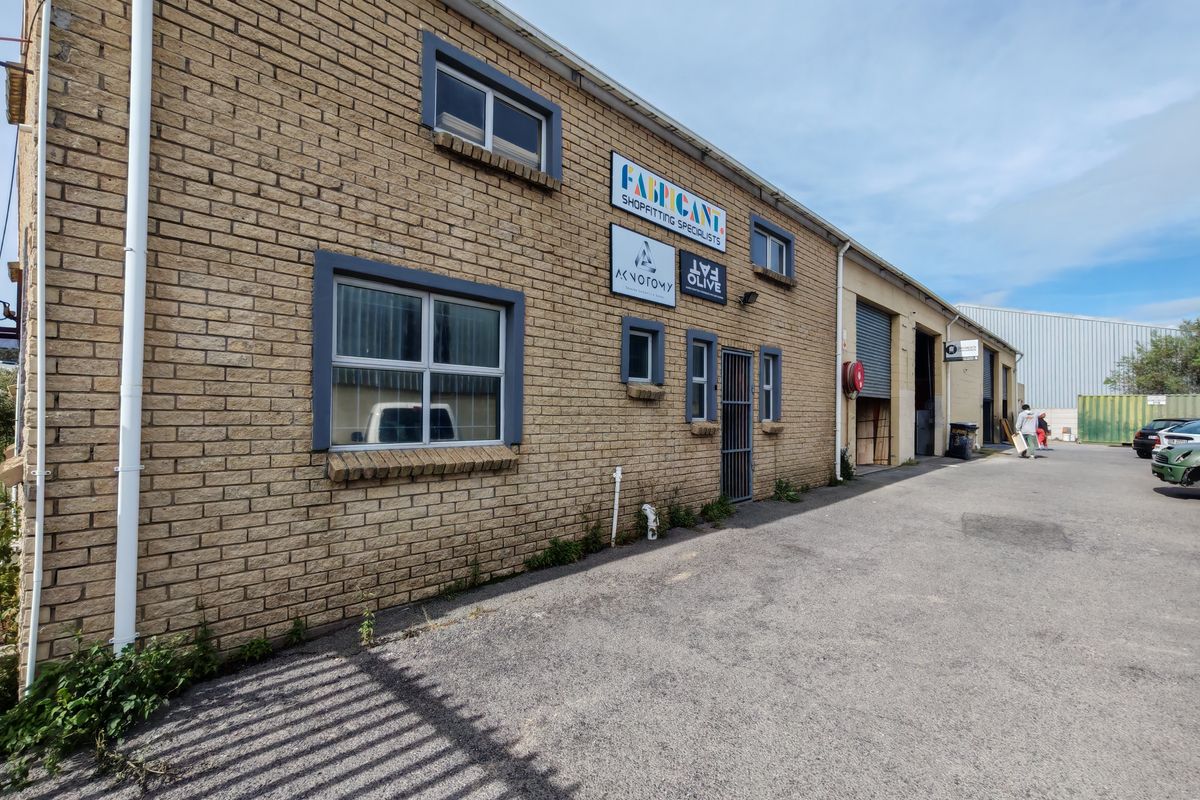 240m2 Warehouse TO LET in Broadlands Industrial. - Photo 5