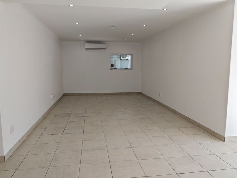69m2 Office To Let in Asla Park, Strand @ R7000 excl vat per month. - Photo 9