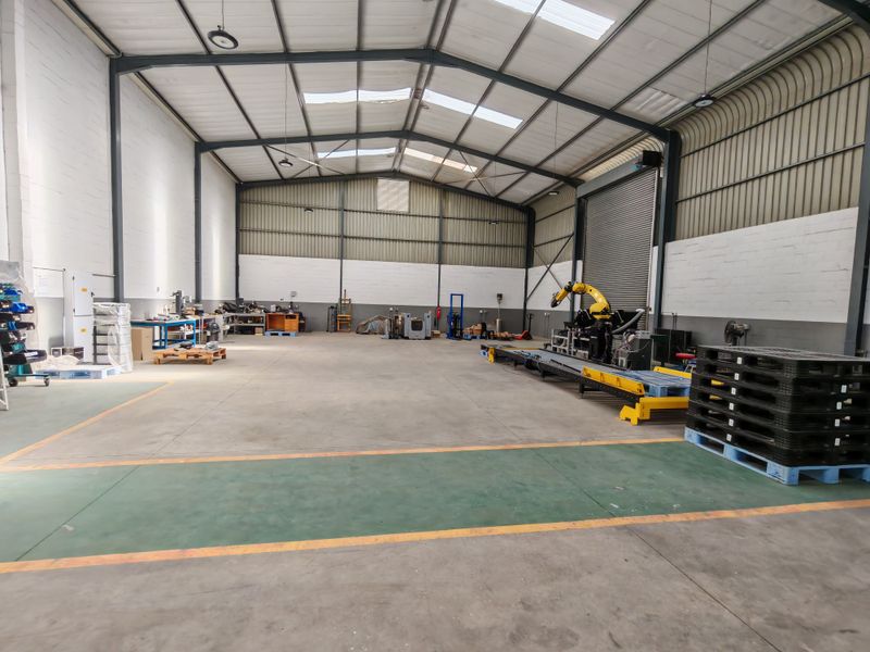 520m2 Warehouse with Yard Space To Let in Firgrove , Somerset West. - Photo 7