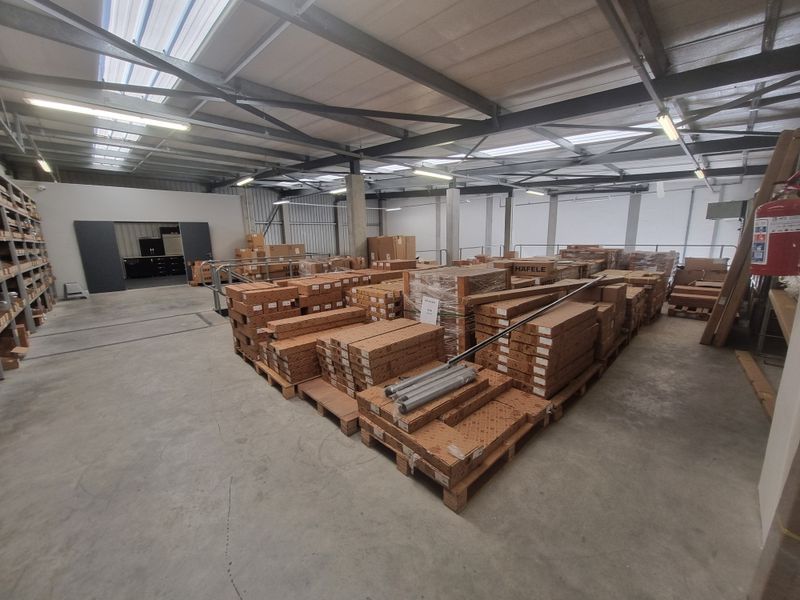 499m2 Industrial Warehouse To Let in Stikland @ R47 405.00 excluding VAT - Photo 7