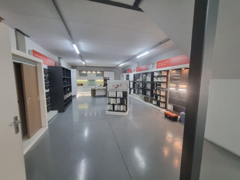 499m2 Industrial Warehouse To Let in Stikland @ R47 405.00 excluding VAT - Photo 5