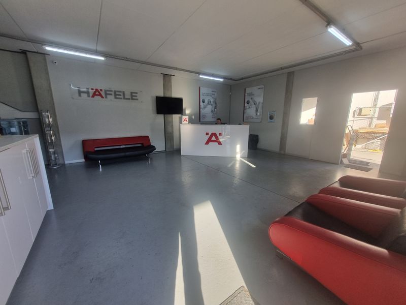 499m2 Industrial Warehouse To Let in Stikland @ R47 405.00 excluding VAT - Photo 4