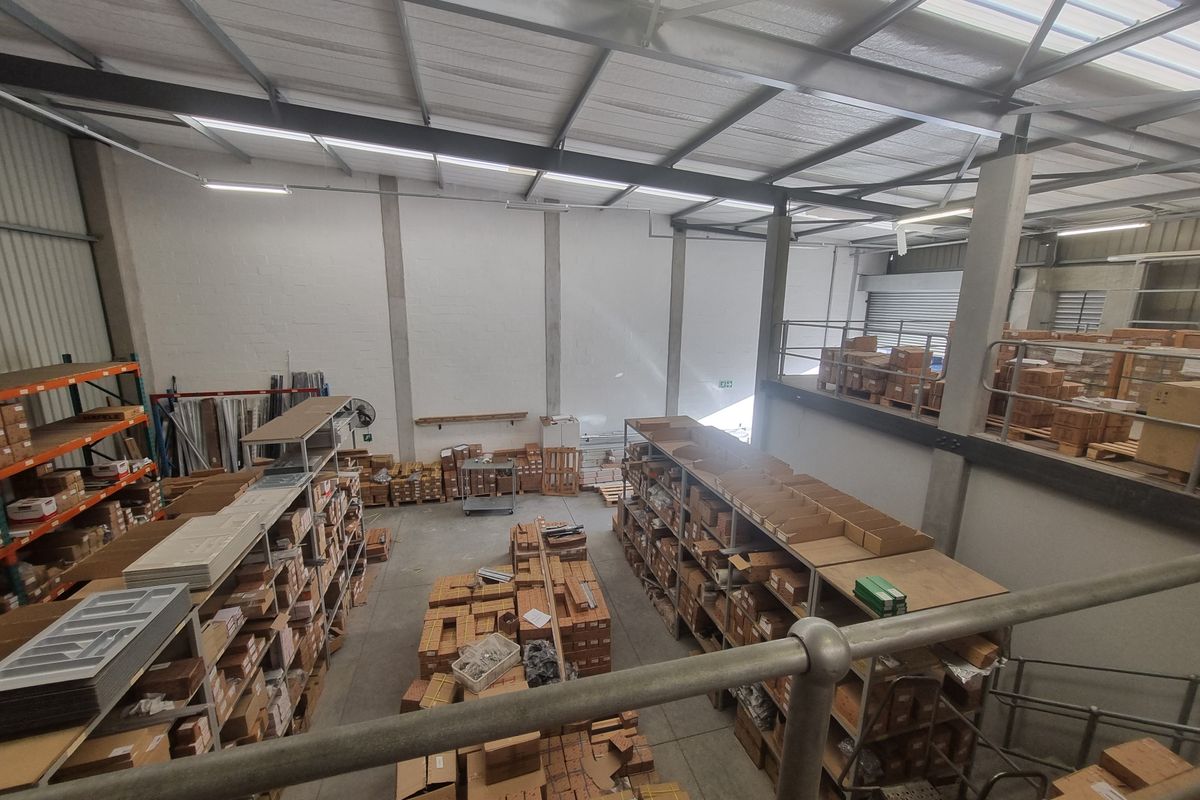 499m2 Industrial Warehouse To Let in Stikland @ R47 405.00 excluding VAT - Photo 3