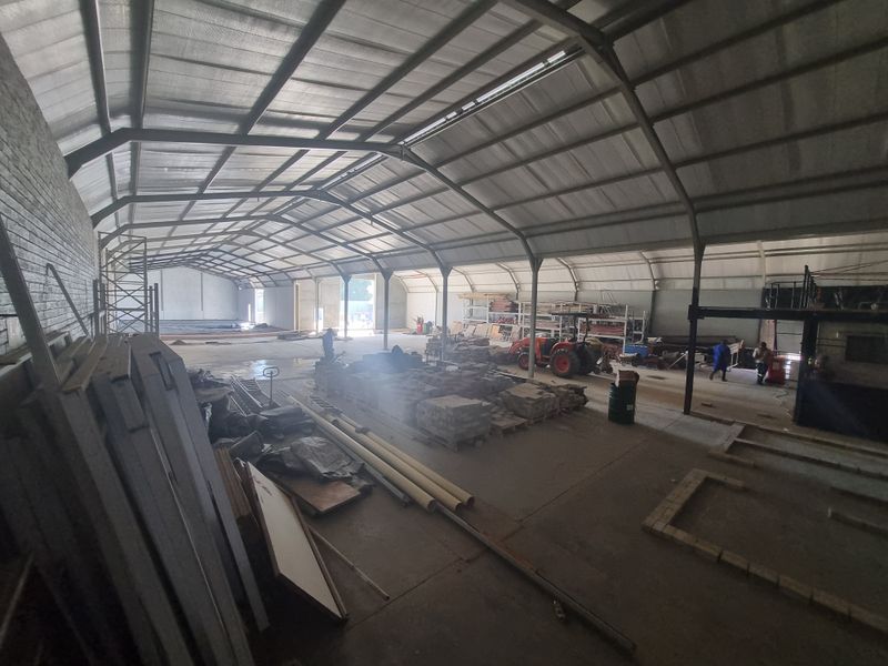 1 463m2 Industrial Warehouse To Let in Stikland @ R124 355.00 excluding VAT (85 p/sqm) - Photo 10