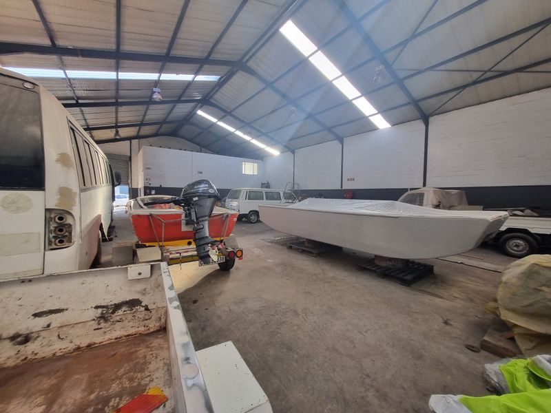 440m2 Industrial Warehouse To Let in Okavango Park @ R35 200.00 excluding VAT - Photo 5