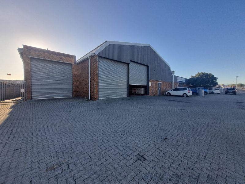 3 170m2 Industrial Warehouse To Let in Brackenfell @ R213 975.00 excluding VAT - Photo 2