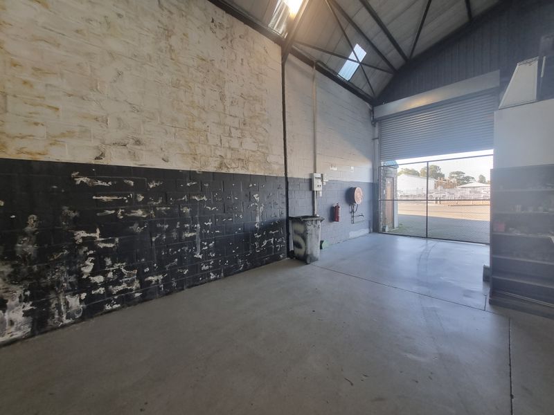 151m2 Industrial Storage Space To Let in Brackenfell @ R15 190.00 excluding VAT - Photo 4