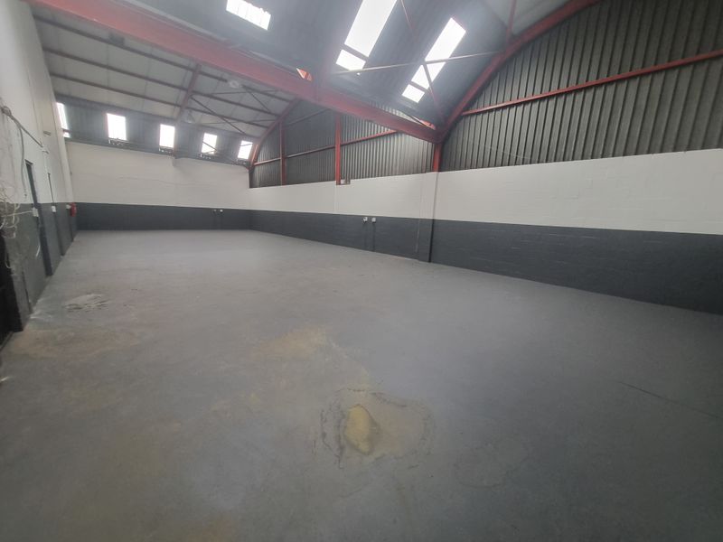 247m2 Industrial Warehouse To Let in Brackenfell @ R19 500.00 excluding VAT - Photo 10