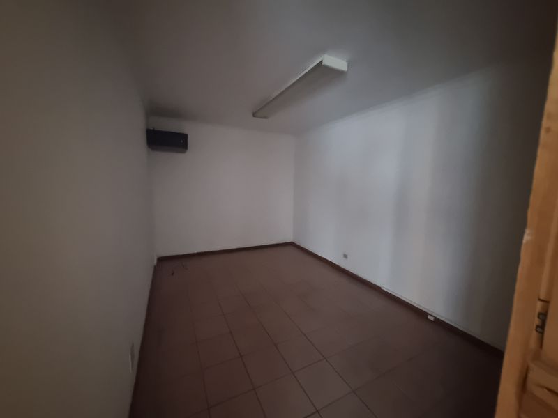 247m2 Industrial Warehouse To Let in Brackenfell @ R19 500.00 excluding VAT - Photo 7