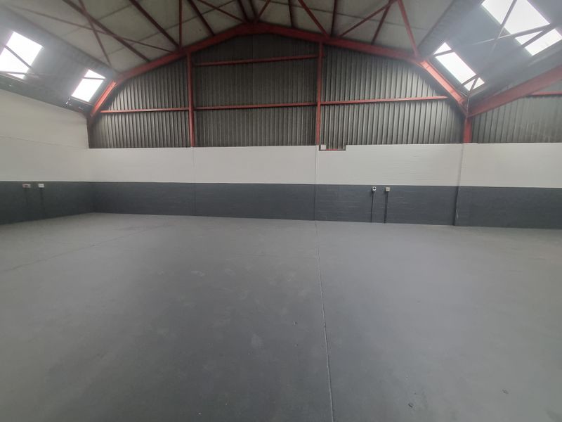 247m2 Industrial Warehouse To Let in Brackenfell @ R19 500.00 excluding VAT - Photo 9