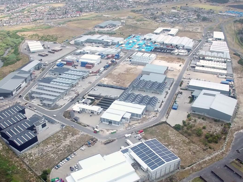 Modern 353m2 Warehouse For Sale in Firgrove Industrial Estate , Western Cape. - Photo 2