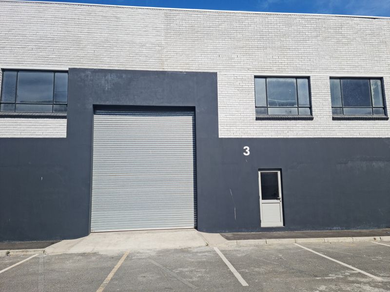 235m2 Industrial Warehouse Unit To Let in Blackheath Industrial - Photo 7