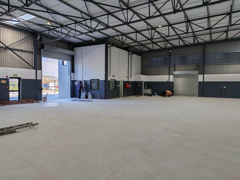 Brand New 770m2 Industrial Warehouse To Let in Firgrove , Somerset West. - Photo 3