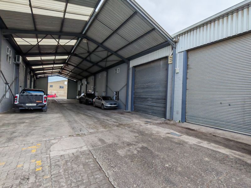 800m2 Industrial Warehouse with 500 Amps To Let in the Strand. - Photo 6