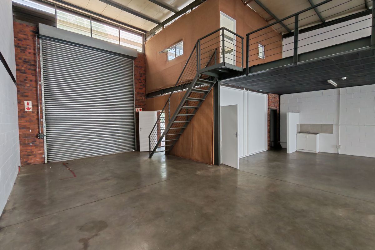320m2 Warehouse with Office TO LET in Saxenburg Park, Blackheath. - Photo 4