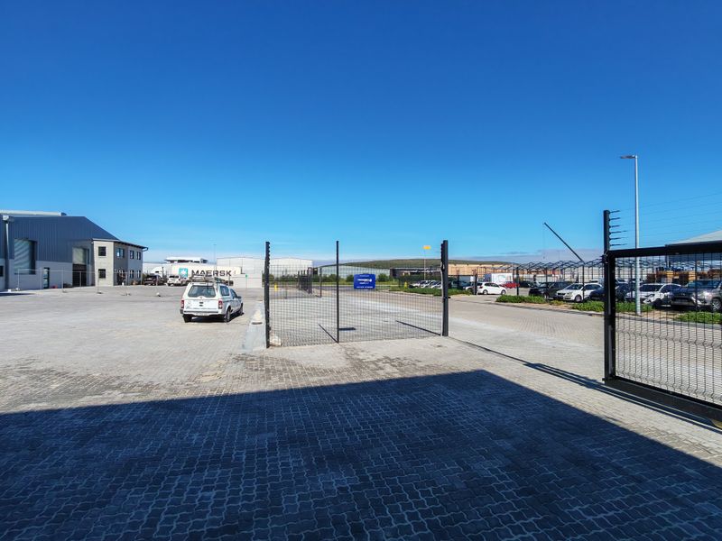 Brand New 851m2 Industrial Warehouse To Let in Firgrove , Somerset West - Photo 7