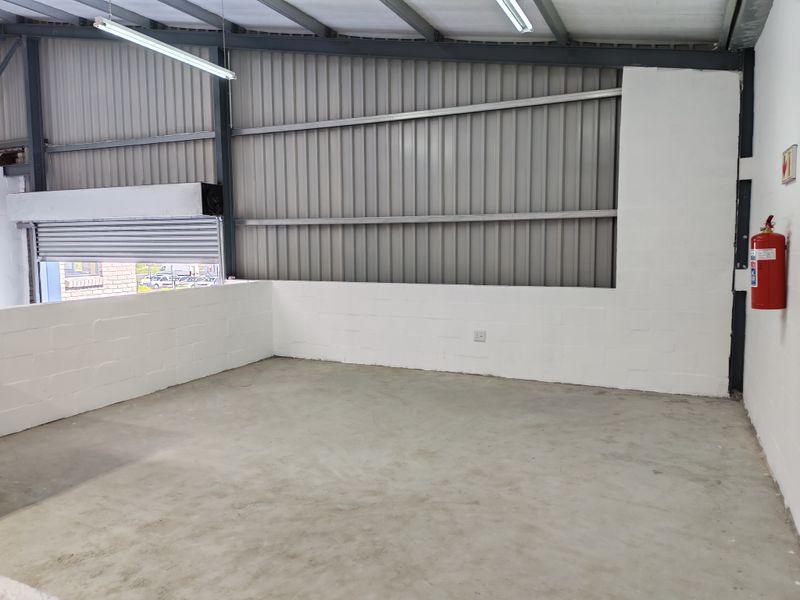 Brand New 851m2 Industrial Warehouse To Let in Firgrove , Somerset West - Photo 5