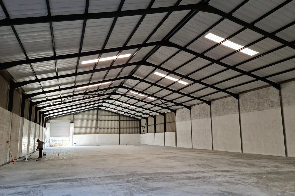1200m2 Industrial  Warehouse TO LET | TO RENT  in Blackheath. - Photo 5