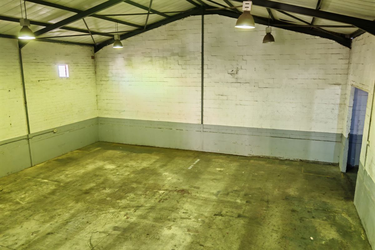 271m2 Warehouse TO LET in Saxenburg Park, Blackheath. - Photo 5
