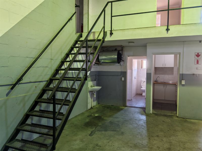 540m2 Warehouse TO LET in Saxenburg Park, Blackheath. - Photo 10