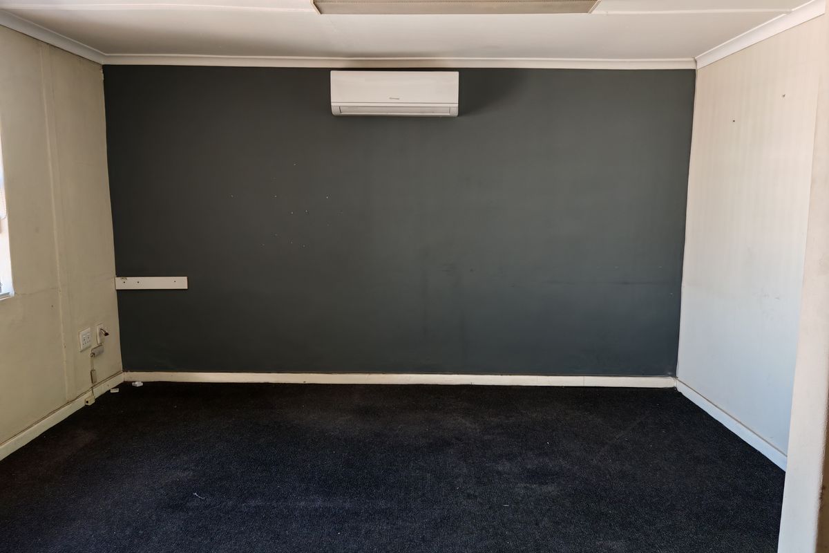 540m2 Warehouse TO LET in Saxenburg Park, Blackheath. - Photo 5