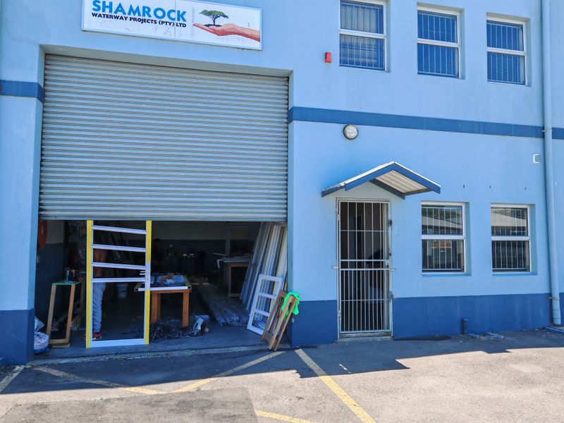 163m2 Industrial Unit - Warehouse + Offices TO LET in Saxenburg Park, Blackheath. - Photo 3