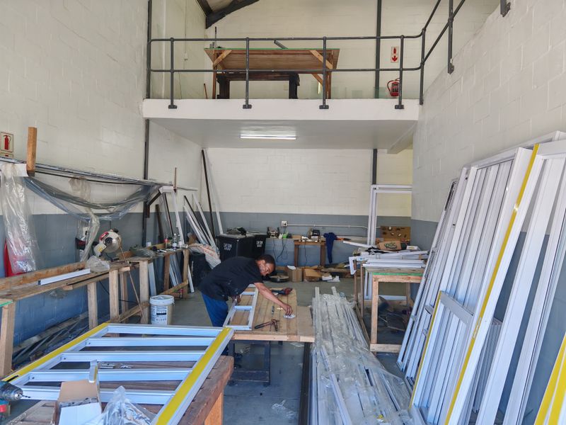 163m2 Industrial Unit - Warehouse + Offices TO LET in Saxenburg Park, Blackheath. - Photo 2