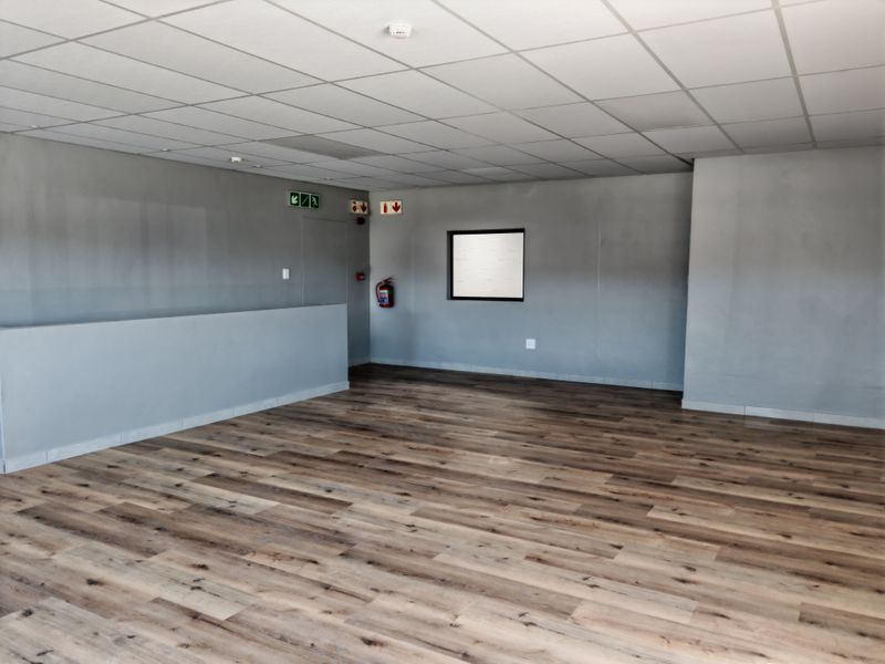 Brand New 768m2 Industrial Warehouse To Let in Firgrove , Somerset West. - Photo 5