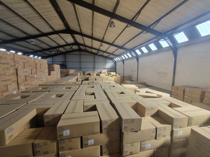 652m2 Industrial Warehouse Unit To Let in Okavango Park @ R45 640.00 excluding VAT - Photo 10