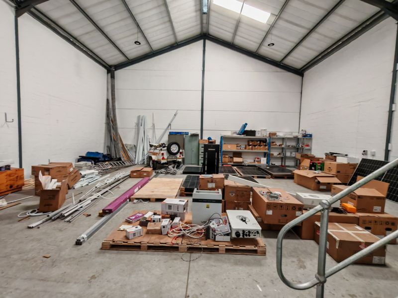 242m2 Industrial Warehouse To Let in Firgrove , Somerset West. - Photo 10