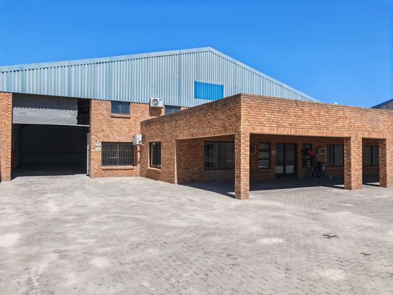 925m2 Warehouse with enclosed Yard area TO LET in Saxenburg Park 1, Blackheath. - Photo 3