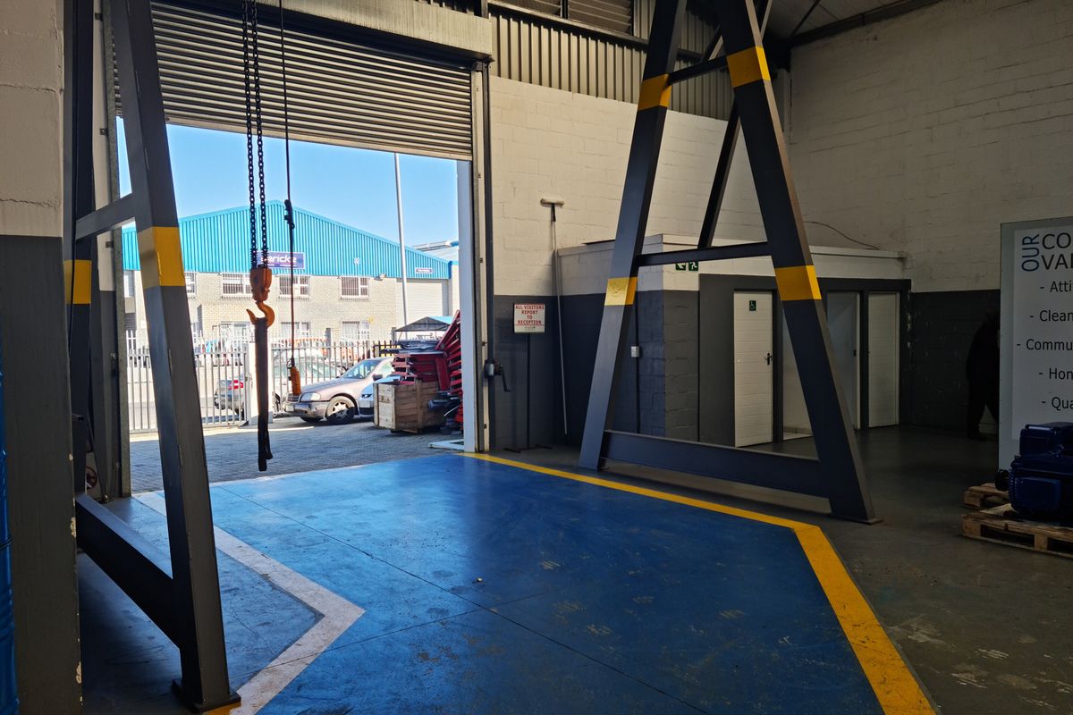 1166m2 Warehouse To Let in Saxenburg Park2. - Photo 4