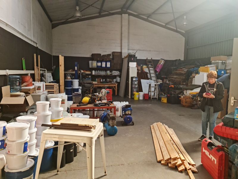 160m2 Industrial Unit TO LET in Somerset West Business Park. - Photo 2