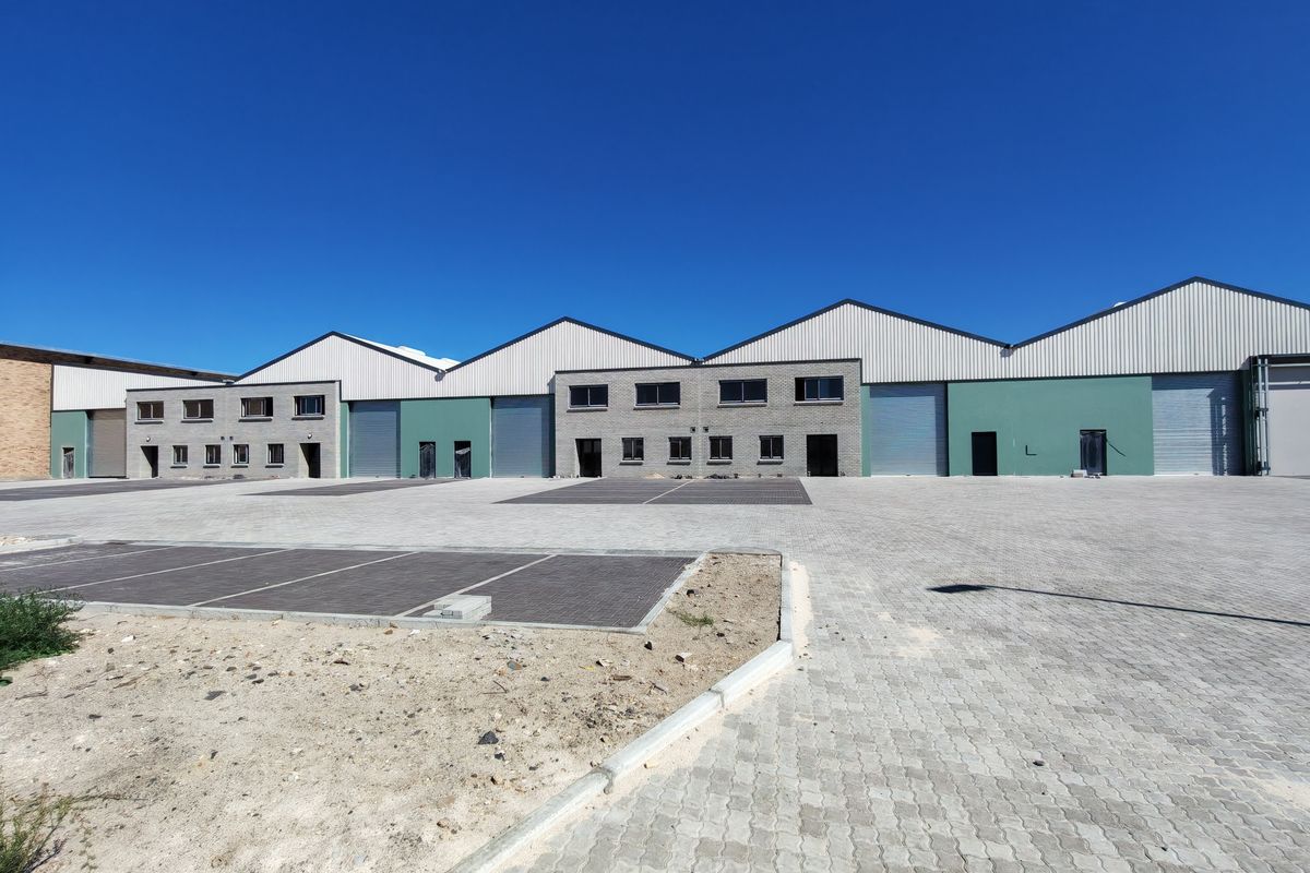 Modern 550m2 Warehouse For Sale in Firgrove Industrial Estate , Somerset West. - Photo 4