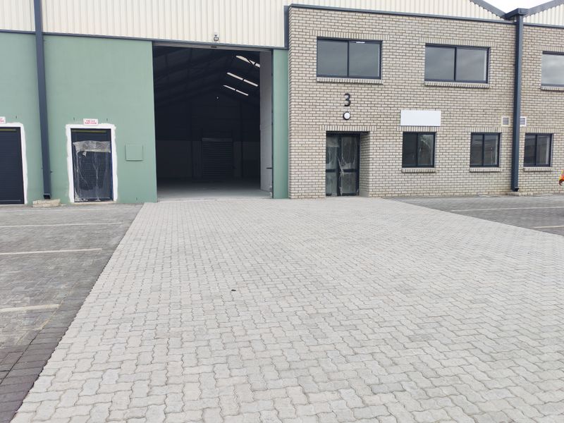 502m2 Warehouse with small yard For Sale in Firgrove Industrial Estate , Somerset West - Brand new - Photo 6