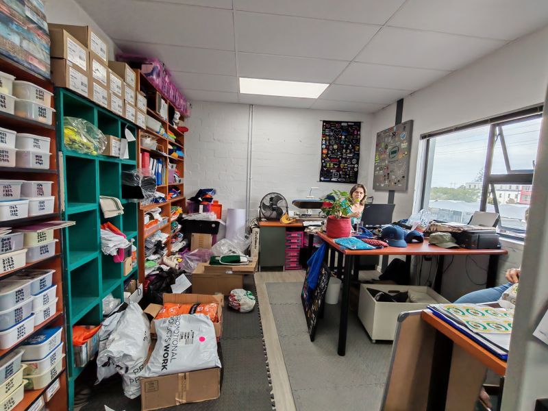 287m2 Unit / Office Space To Let in Firgrove , Somerset West - Photo 7