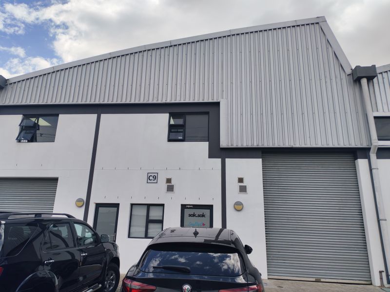 287m2 Unit / Office Space To Let in Firgrove , Somerset West - Photo 4