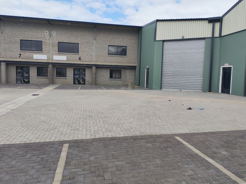 655m2 Warehouse For Sale in Firgrove Industrial Estate , Somerset West - Photo 3