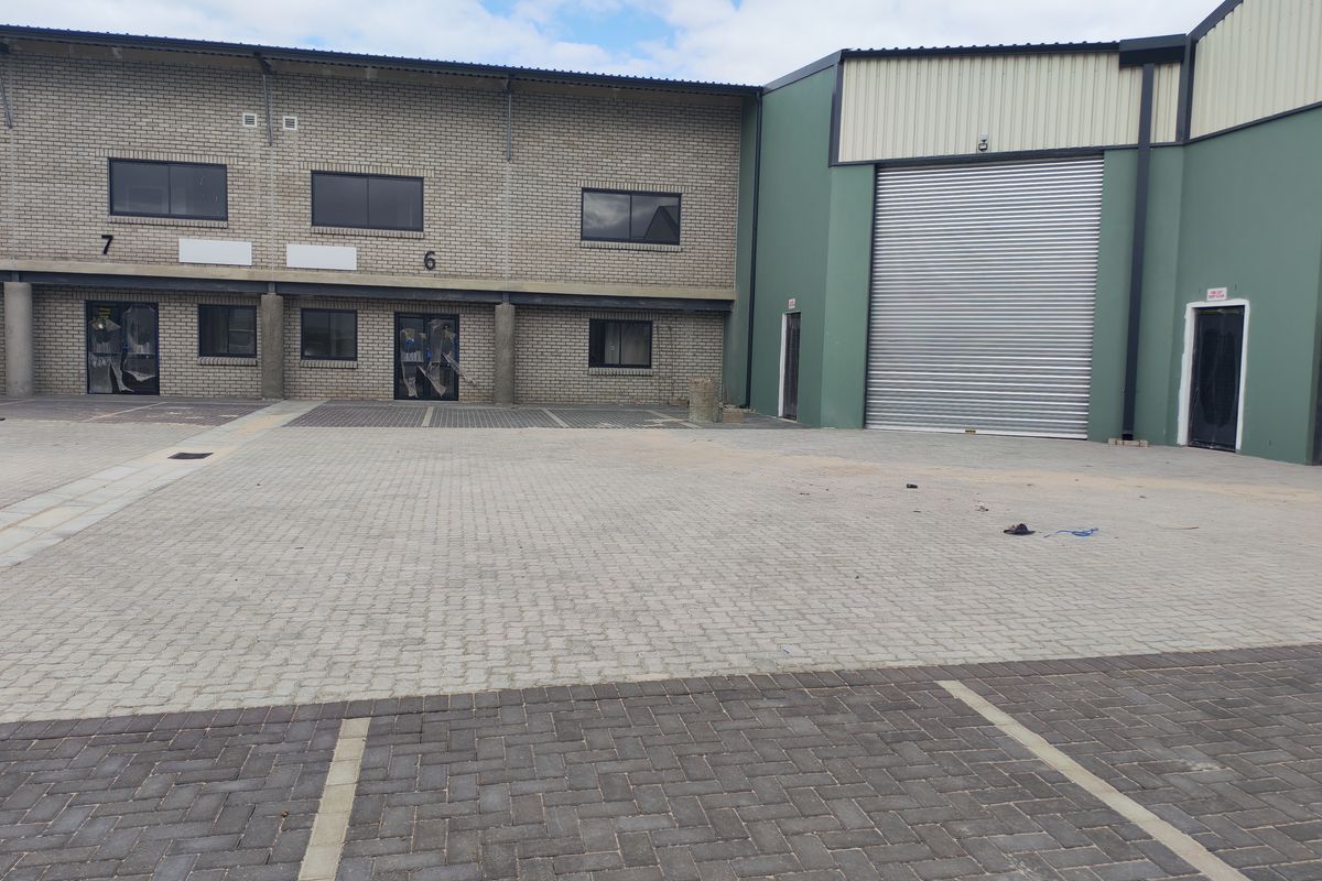 655m2 Warehouse For Sale in Firgrove Industrial Estate , Somerset West - Photo 3
