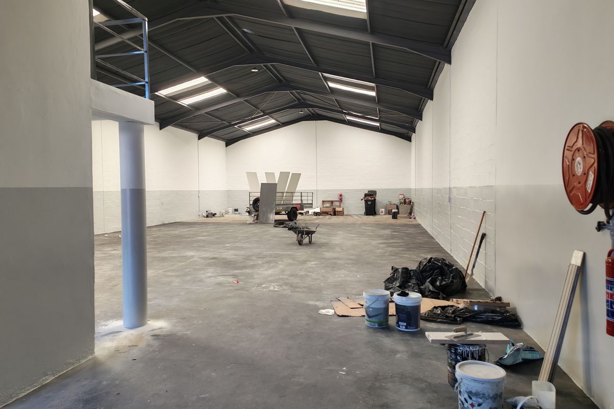 431m2 Industrial Warehouse TO LET in Saxenburg Park 1 - Photo 4