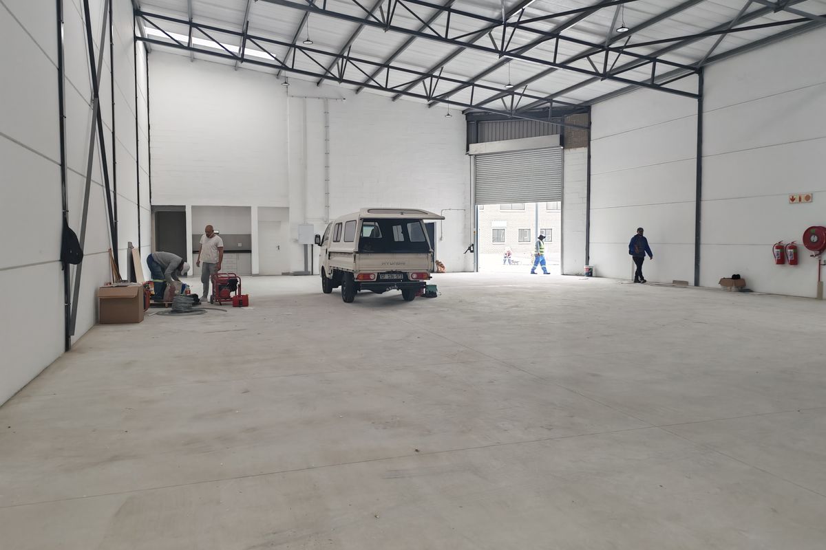 Brand New Modern 484m2 Warehouse For Sale in Firgrove Industrial Estate , Somerset West. - Photo 5