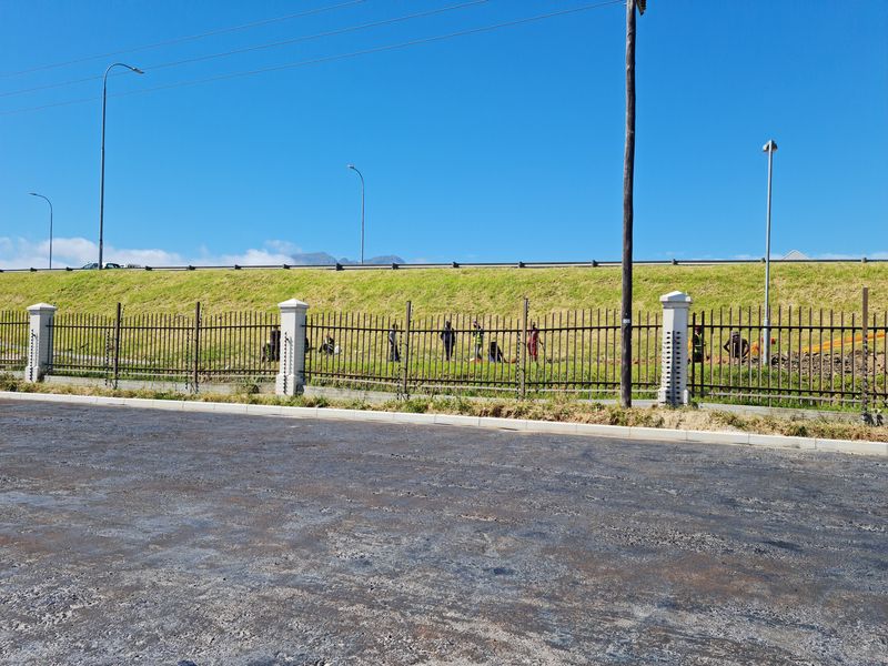 54m2 Industrial Unit TO LET in Asla Park,  Strand. - Photo 10