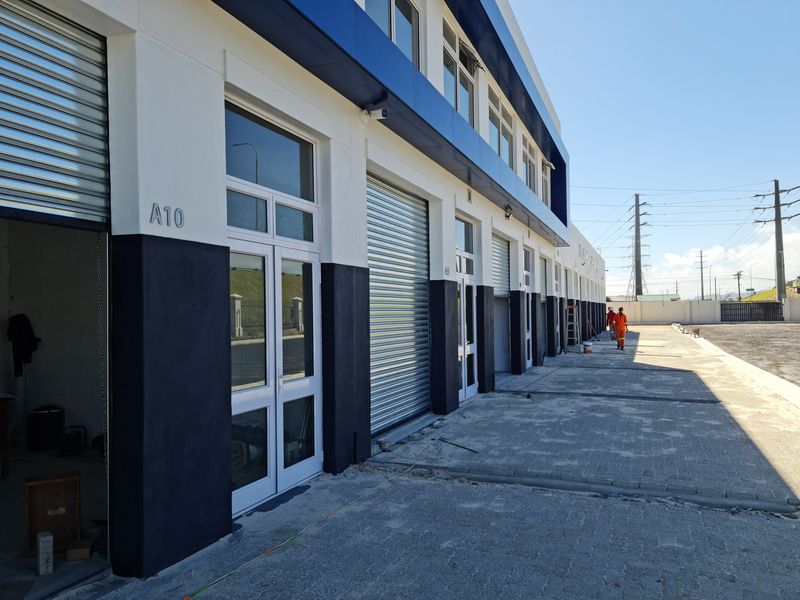 54m2 Industrial Unit TO LET in Asla Park,  Strand. - Photo 8