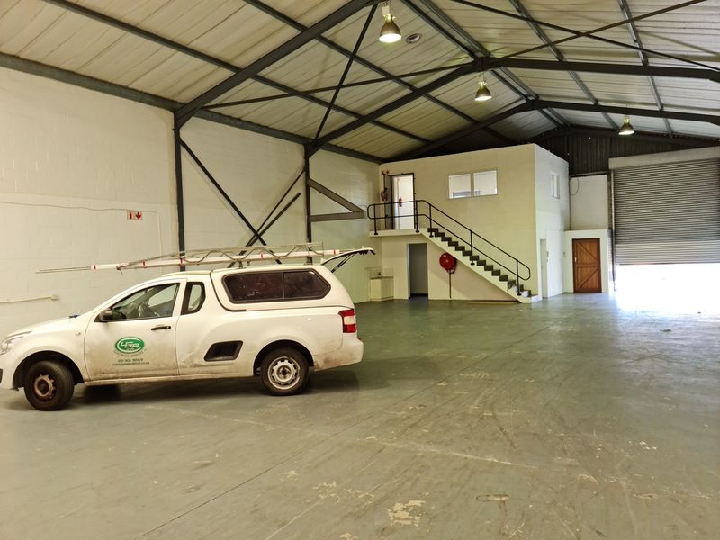 325m2 Warehouse TO LET | FOR RENT in Saxenburg Park - Photo 5