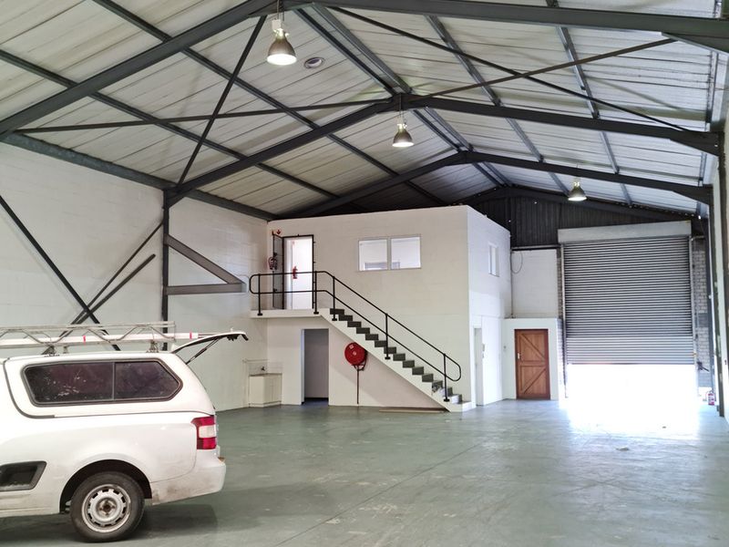 325m2 Warehouse TO LET | FOR RENT in Saxenburg Park - Photo 3