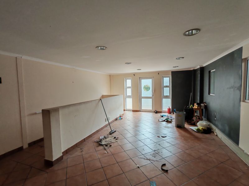 299m2 Industrial Warehouse To Let in Asla Park, Strand - Photo 8