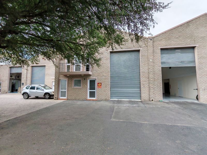 644m2 Industrial Warehouse To Let in Asla Park, Strand. - Photo 6