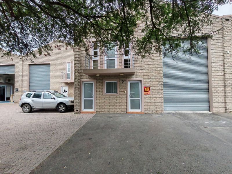 644m2 Industrial Warehouse To Let in Asla Park, Strand. - Photo 2