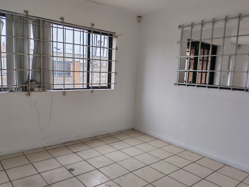 1300m2 Industrial Property For Sale in Blackheath - Photo 10