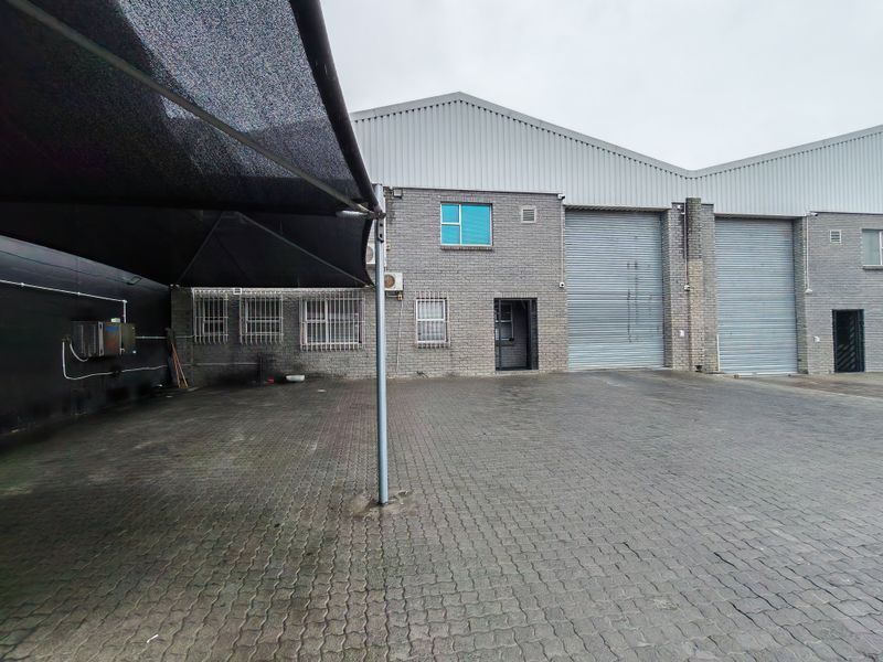 477m2 Warehouse To Let in Saxenburg Park 2 , Blackheath - Photo 1